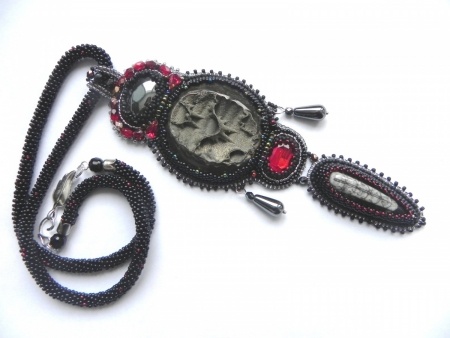 Альбом пользователя Maggy: Агрессивный кулон