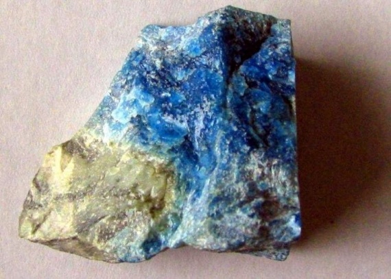 Камни и материалы: Малоизвестные минералы. Дианит