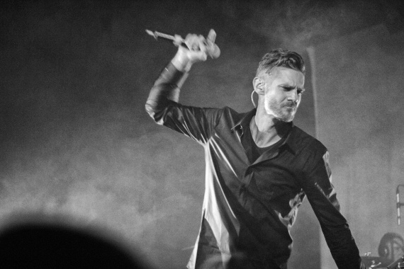 Флудилка: История о том, как отснять целый концерт с одной точки из зрительного зала