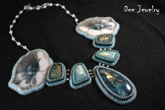 Альбом пользователя yarina: колье Белые цветы