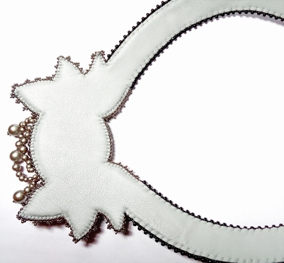 Альбом пользователя Золя: Колье Тайна