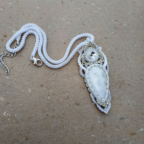 Альбом пользователя ЗеленыйЛизард: В чистом поле-2, кулон и парные брошки на воротник.