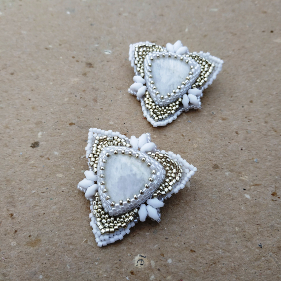 Альбом пользователя ЗеленыйЛизард: В чистом поле-2, кулон и парные брошки на воротник.