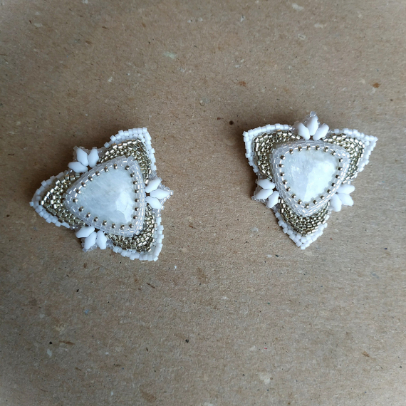 Альбом пользователя ЗеленыйЛизард: В чистом поле-2, кулон и парные брошки на воротник.