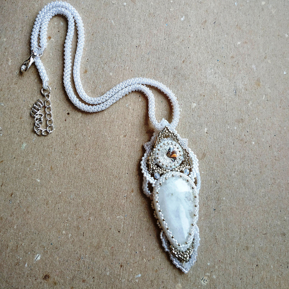 Альбом пользователя ЗеленыйЛизард: В чистом поле-2, кулон и парные брошки на воротник.