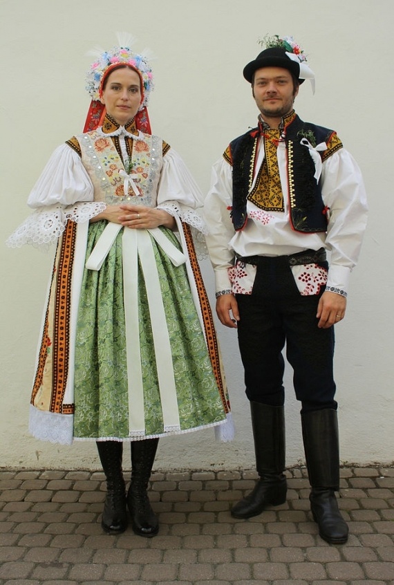 Флешмобы: Чешский национальный костюм