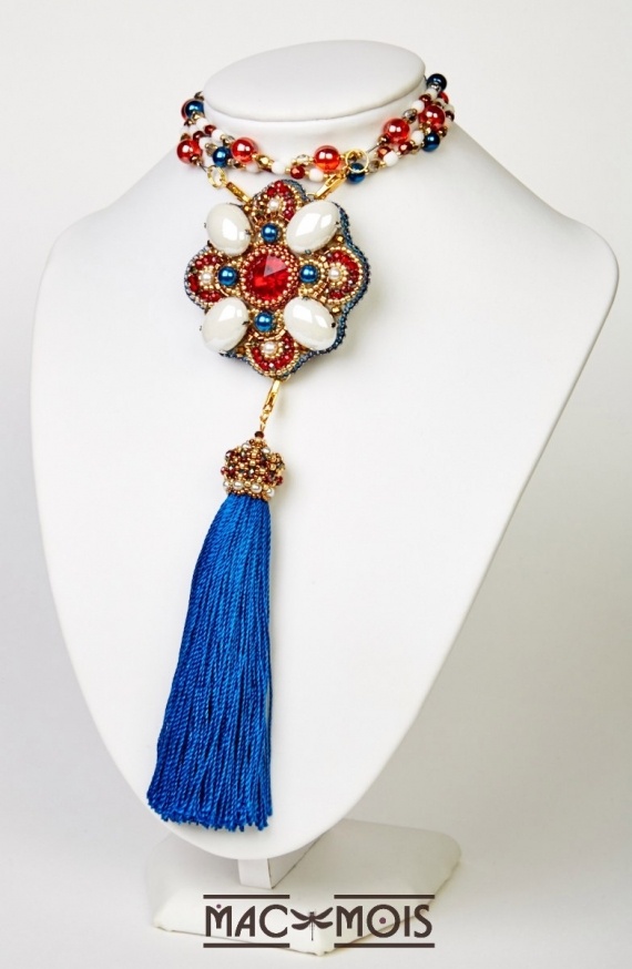 Альбом пользователя МакМоис: Кулон-сотуар-брошь White & red