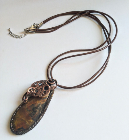 Альбом пользователя Полночь: Кулоны Волжский янтарь