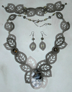 Альбом пользователя Полночь: Листики квадратным жгутом (к флешмобу)