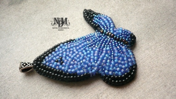 Альбом пользователя rainbow-art: Кулон  Бабочка Индиго