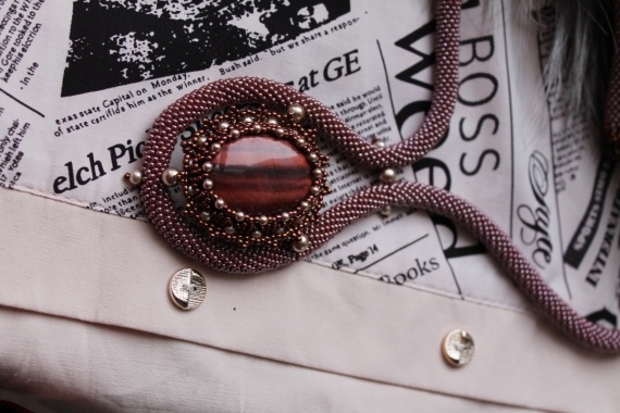 Альбом пользователя loki-3: Кулон на вязаном жгуте Бычий глаз