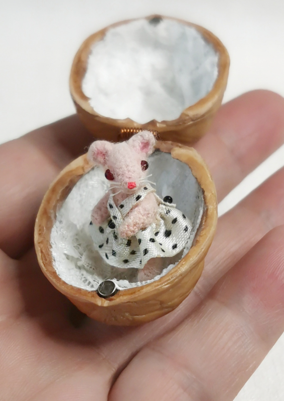 НЕбисерная лавка чудес: Наряд для Анфиски