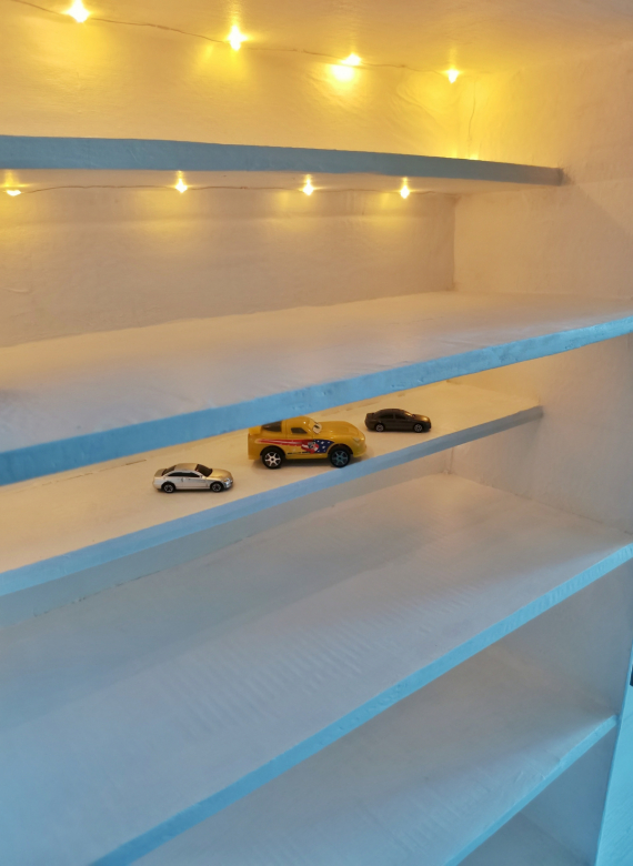 НЕбисерная лавка чудес: Шкафчик-стеллаж из картона