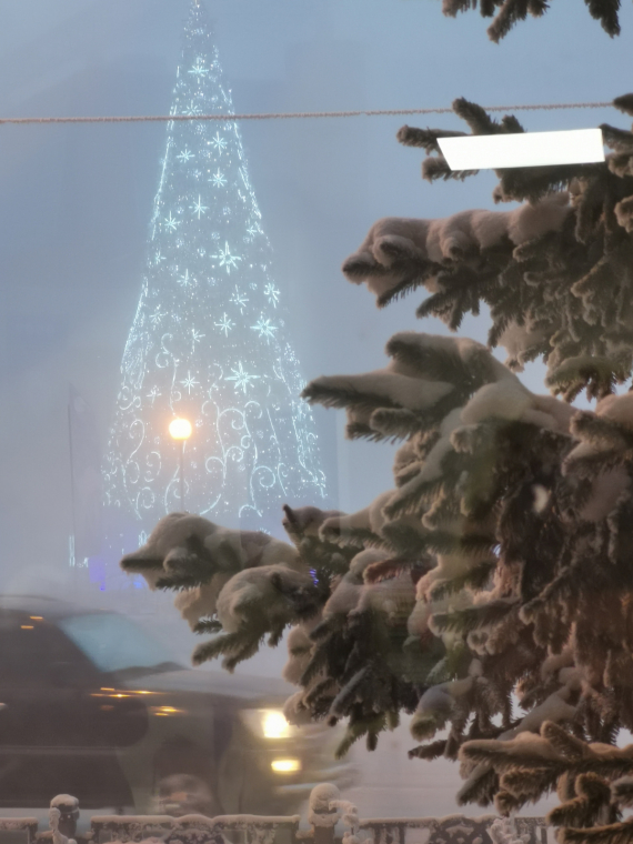 НЕбисерная лавка чудес: Миниатюрная девочка