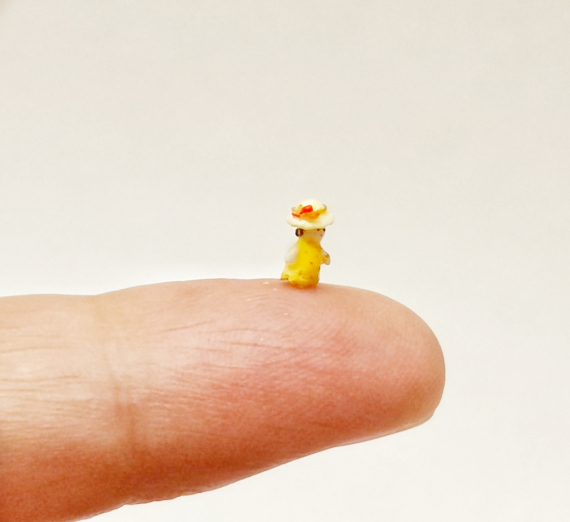 НЕбисерная лавка чудес: Дама в шляпе-миниатюра