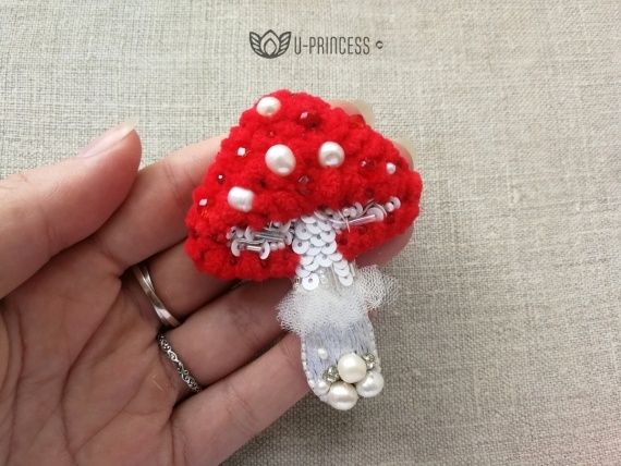 Альбом пользователя юлька_принцесска: Брошь Мухомор