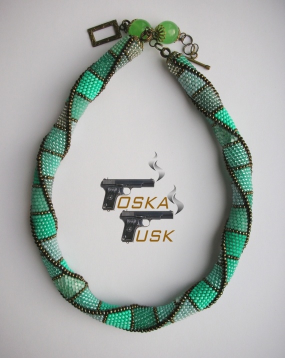 Альбом пользователя toska_tusk: Жгут Зелёные квадраты по спирали