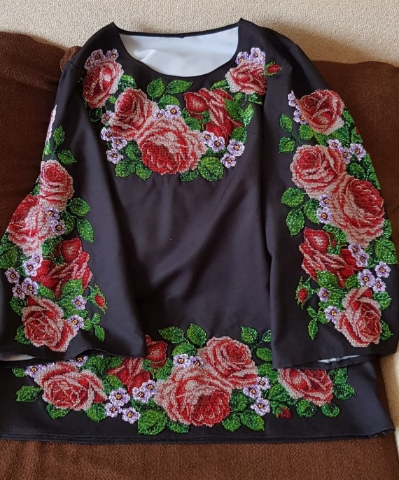 Альбом пользователя oksana: Блуза вышивка бисером.
