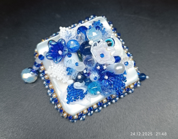 Альбом пользователя oksi810: Брошь ....