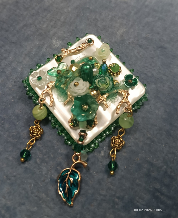 Альбом пользователя oksi810: Брошь....