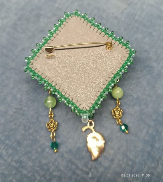 Альбом пользователя oksi810: Брошь....