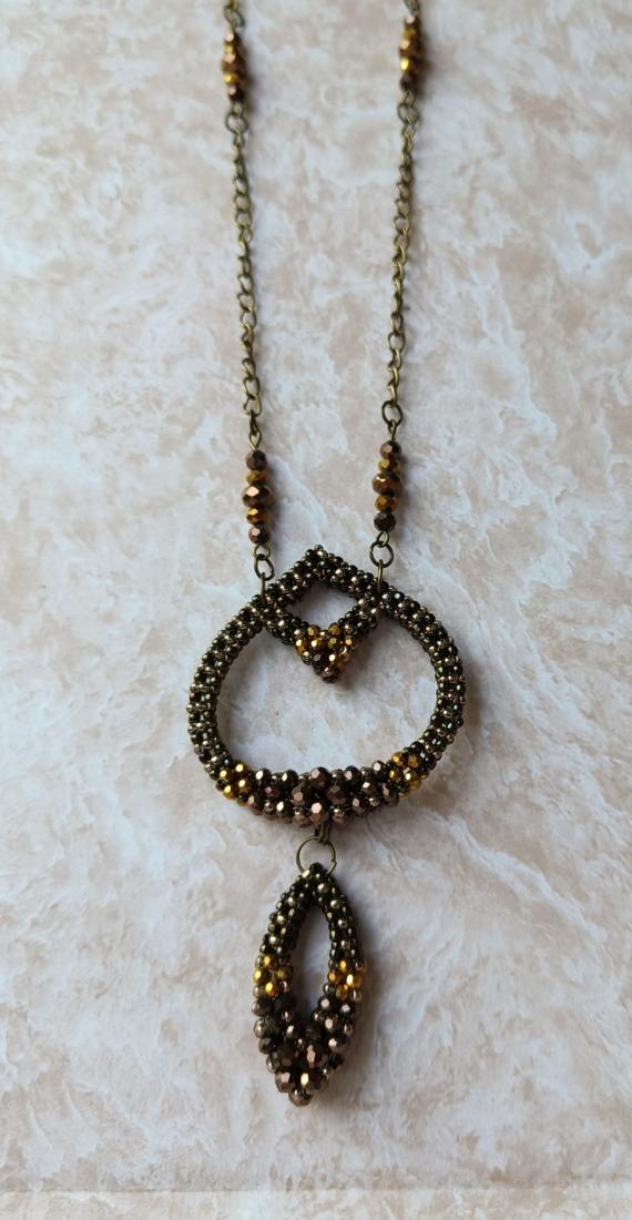 Альбом пользователя Stavka0761: Кулон квадратным жгутом