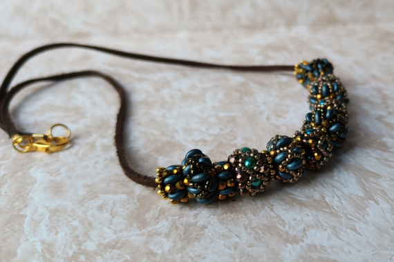 Альбом пользователя Stavka0761: Плетеные бусики