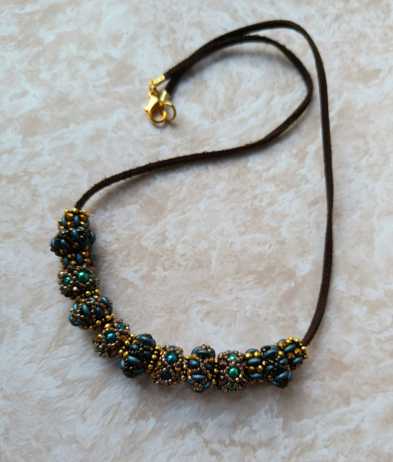 Альбом пользователя Stavka0761: Плетеные бусики