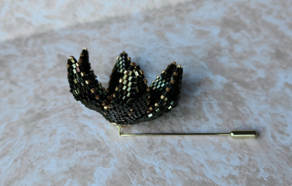 Альбом пользователя Stavka0761: Брошь неопознанный цветок