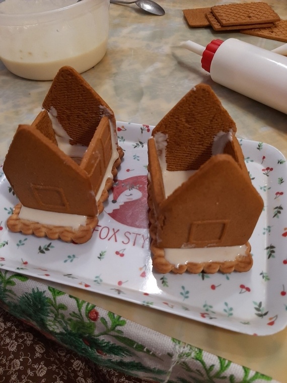 НЕбисерная лавка чудес: Деревня Красный лапоть(пряничная)