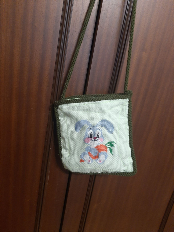 НЕбисерная лавка чудес: К декабрьскому флешмобу и игрушки на нашу елочку