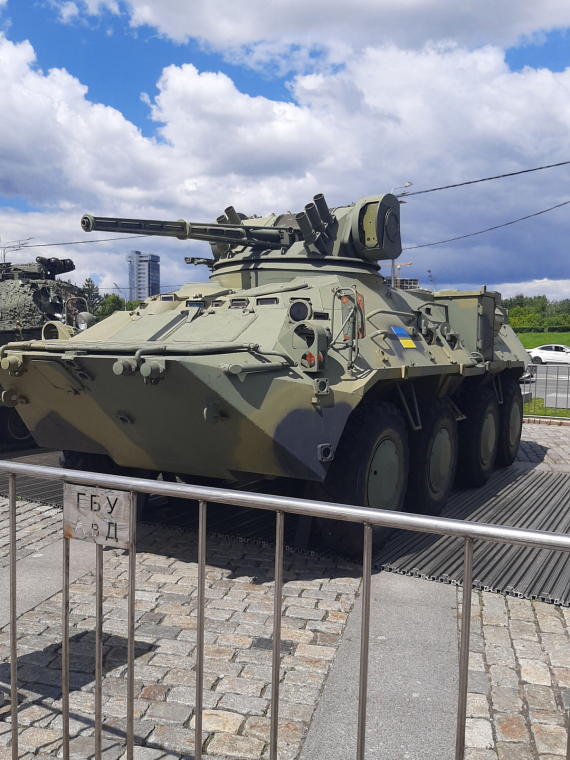 Флудилка: Москва.Поклонная гора Выставка военной техники(30 фото)