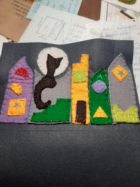 НЕбисерная лавка чудес: косметичка Котэ и крыши