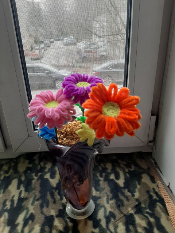 Флешмобы: Итоги флешмоба Цветочки 2025. Рисунки и небисерные работы