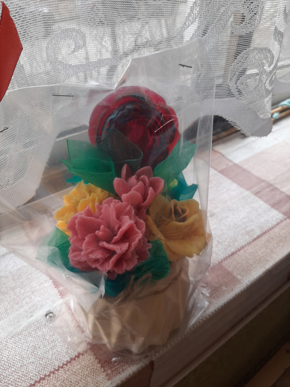 Флешмобы: Итоги флешмоба Цветочки 2025. Рисунки и небисерные работы