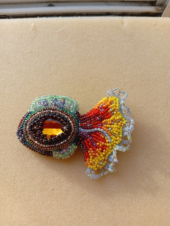 Альбом пользователя HULIGANKA: брошь Рыба новогодняя(пробная)