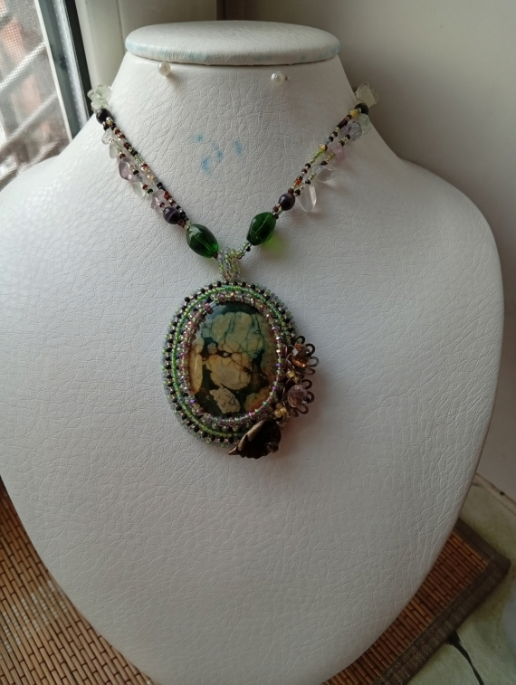 Альбом пользователя HULIGANKA: кулон Прошлогодний листок