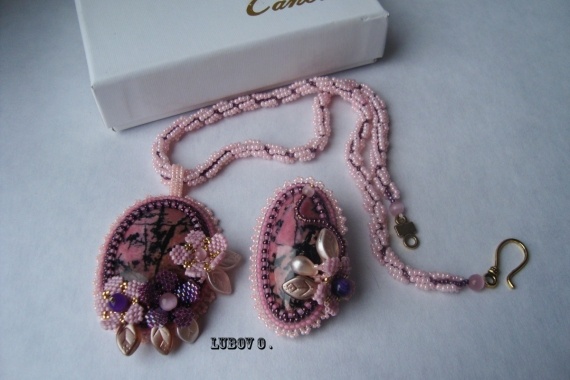 Альбом пользователя Lubov: Кулон и брошь  Цветение сакуры