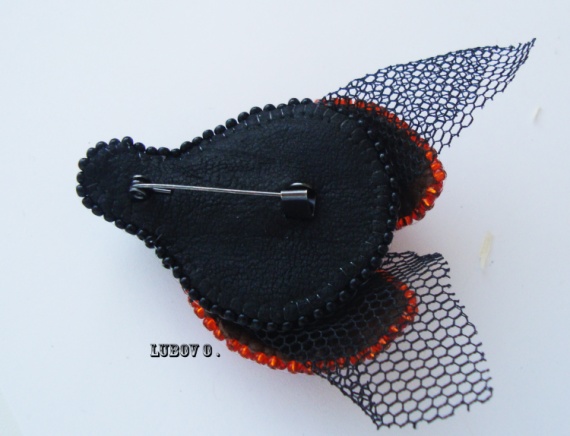 Альбом пользователя Lubov: Брошь  Божья коровка