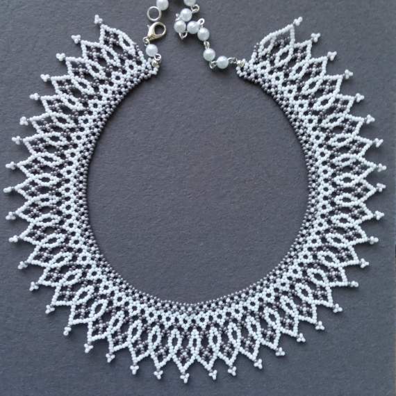 Альбом пользователя mambush: Колье серо-белое