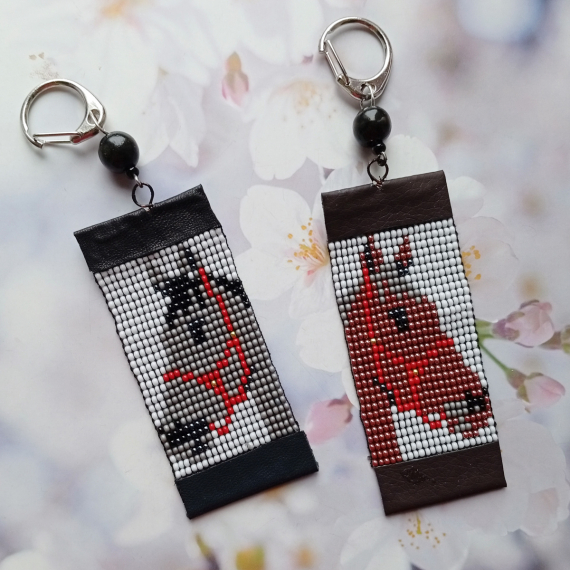 Альбом пользователя mambush: Брелки лошадка и лошадка мезенская к НГ