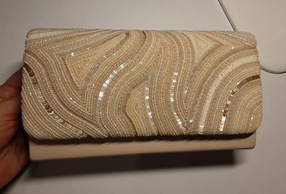 Альбом пользователя Tatiana_M: Клатч с вышивкой бисером