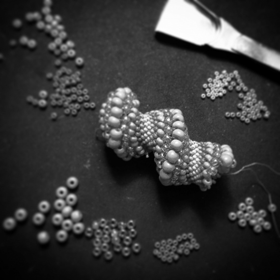 Скорая бисерная помощь: Нитка или леска?