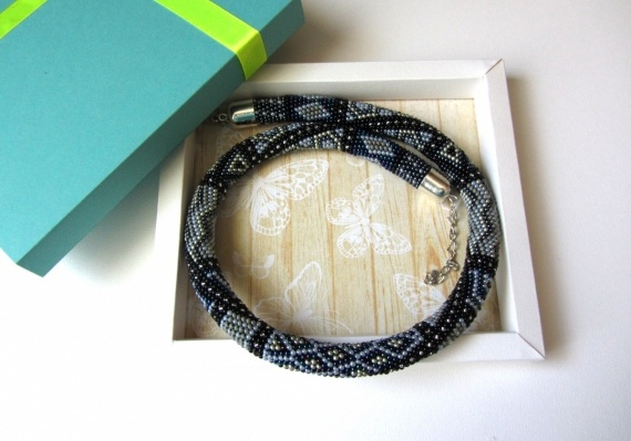 Альбом пользователя caterpillargirl: Черно-серый пэчворк