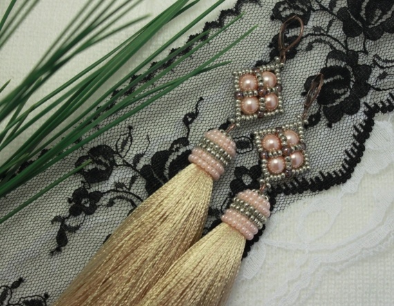 Альбом пользователя lebed3408: Серьги-кисти. Затянуло.