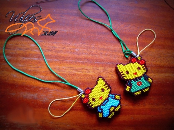 Альбом пользователя Лисица: Брелки Китти-двойняшки