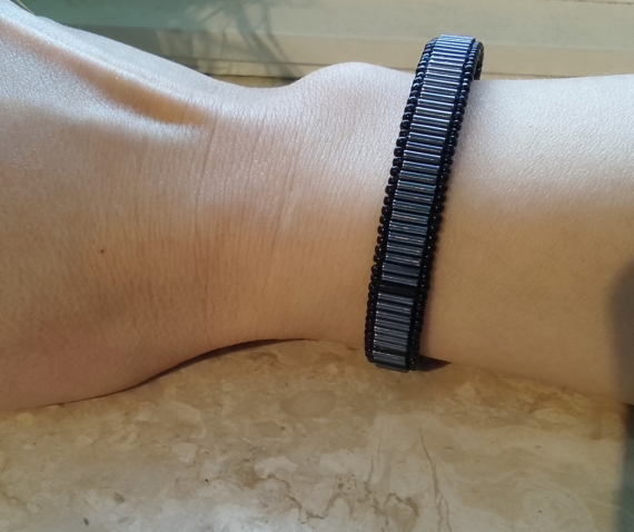 Альбом пользователя katriona: Браслет из стекляруса.