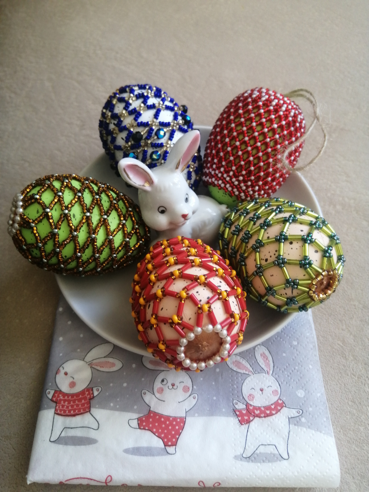 Альбом пользователя Marusa: Первые оплетеные яйца к Пасхе.