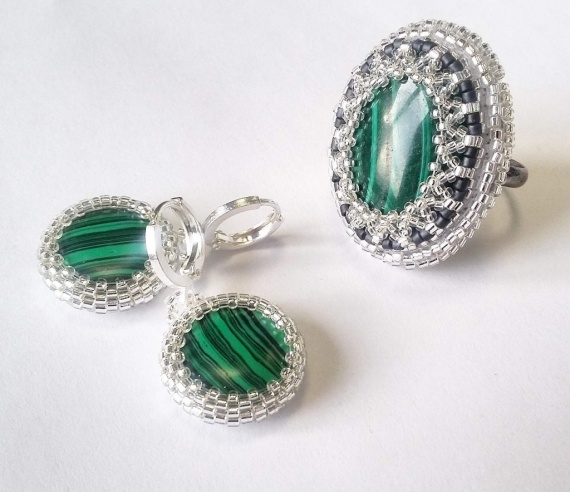 Альбом пользователя Настенька: Малахит, лабрадор, кахалонг.