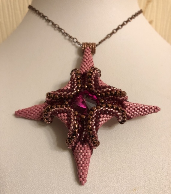 Альбом пользователя JuliaСhanterelle: Кулон Polaris in Pink